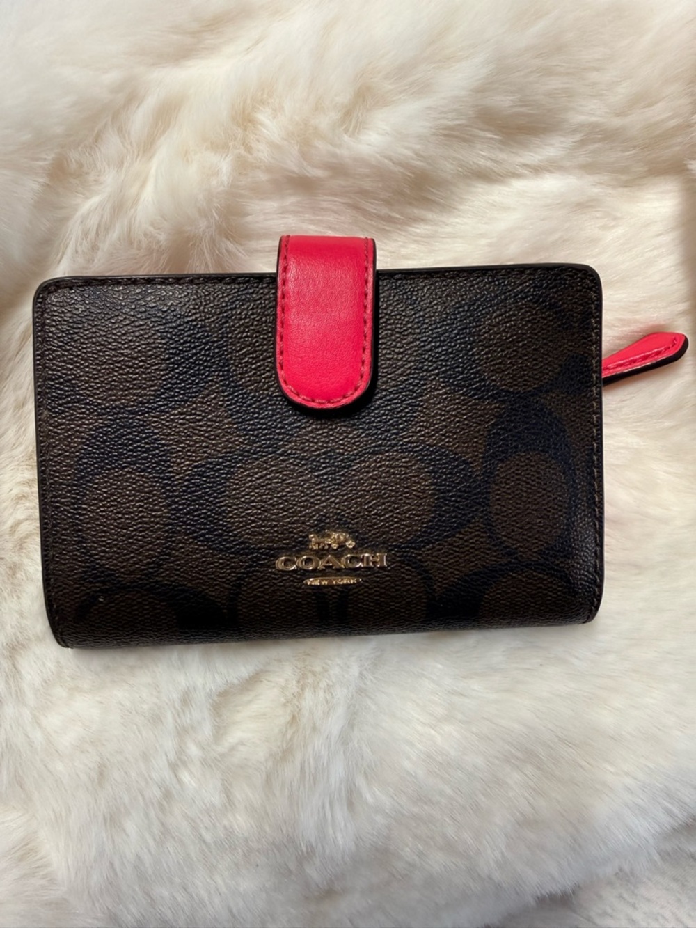 Coach Black Signature Compact Wallet with Pink Snap Tab - Picture 13 of 13